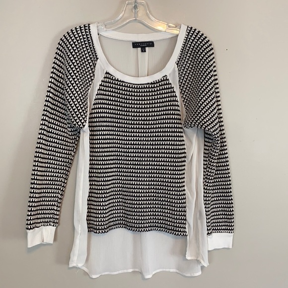 Sanctuary Mixed Media Sweater w/ Sheer Back Size Medium - Picture 4 of 10